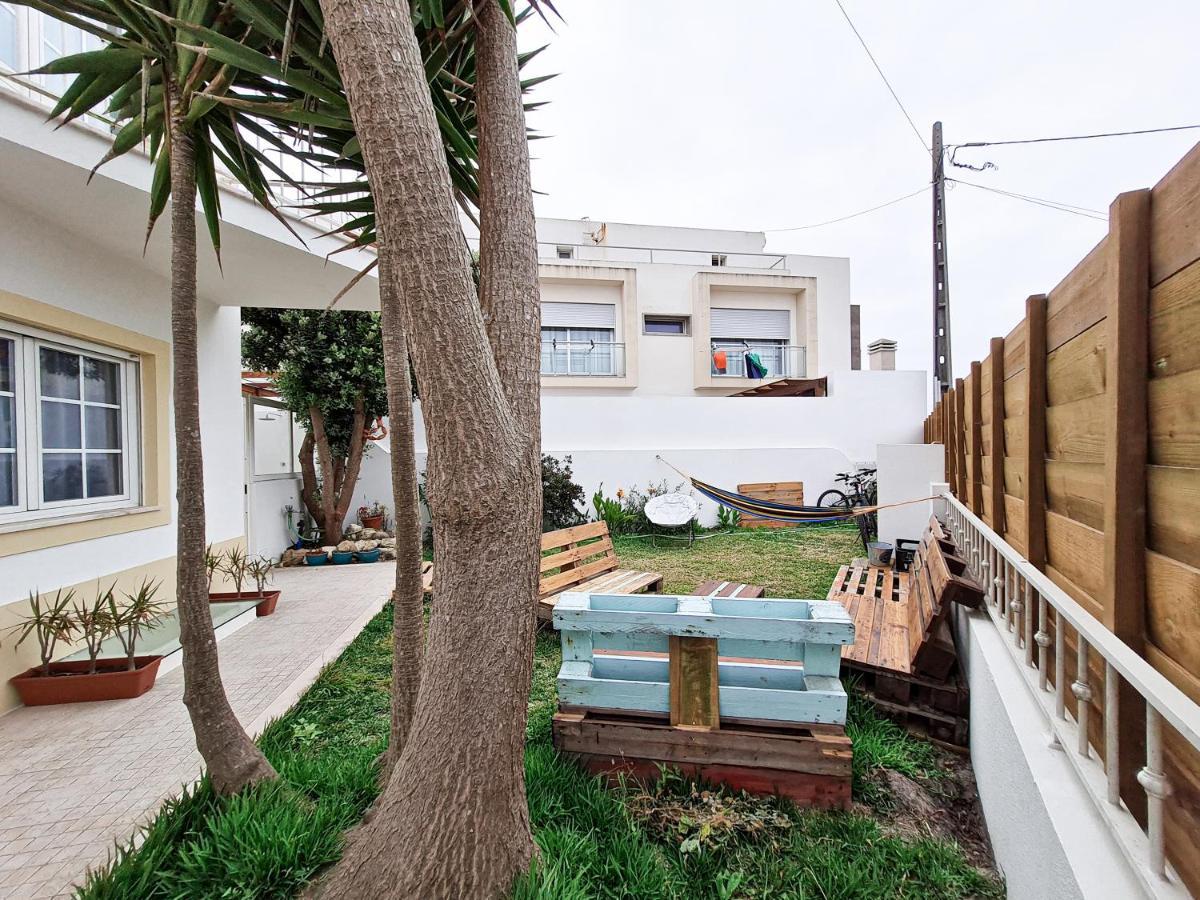 Hostel Cloud To Chill Surfhouse Baleal Ferrel  Zewnętrze zdjęcie