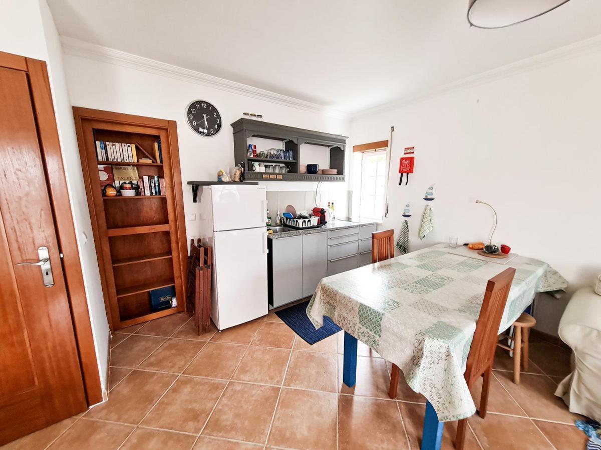Hostel Cloud To Chill Surfhouse Baleal Ferrel  Zewnętrze zdjęcie